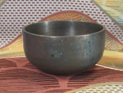 Orig.Used.Japanese Buddhist Bell .Singing Bowl.Copper Buddhist Bell.171g 8.5cm - Image 1 of 4
