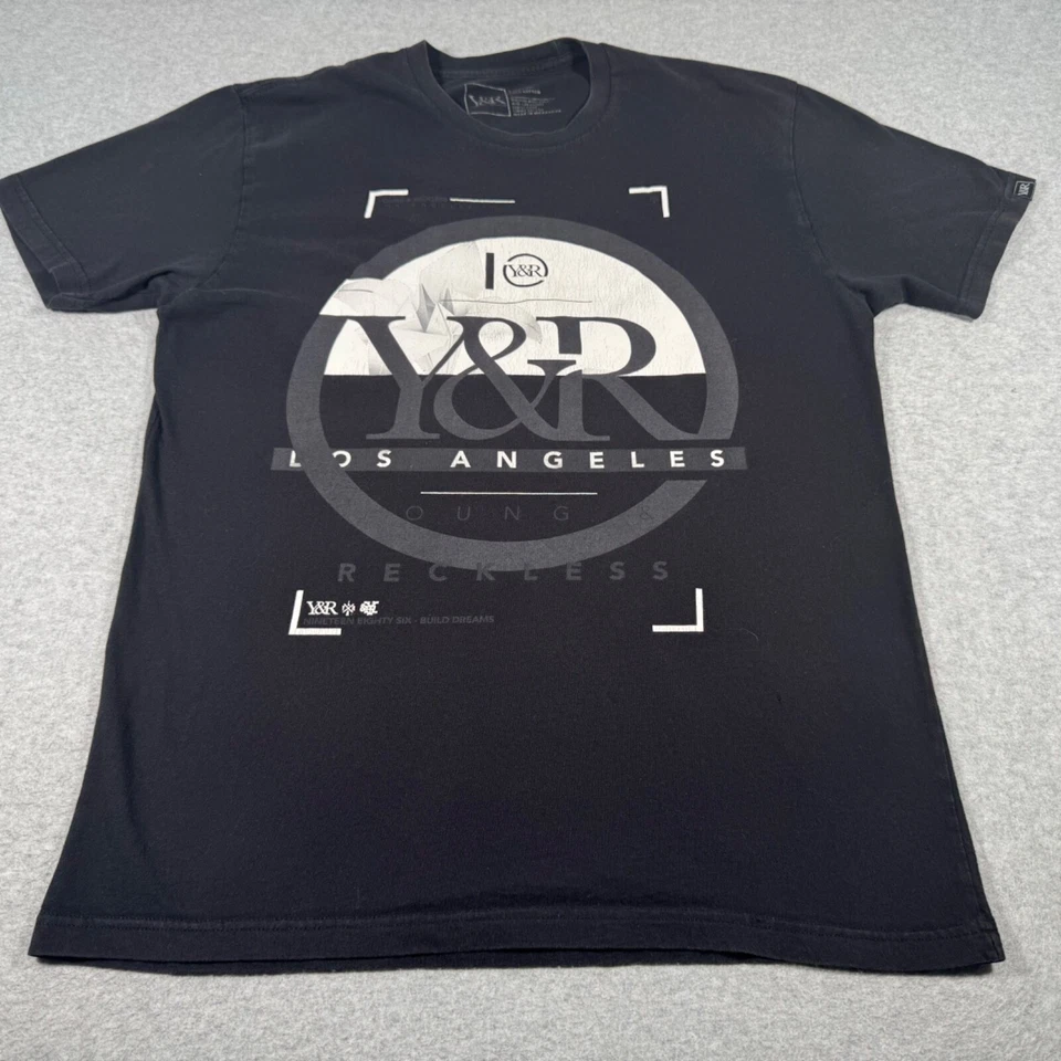 Camisa Joven e Imprudente Adulto Grande Negra Ropa de Calle Diseño Los Ángeles Arte Hombres Foto 1 de 4