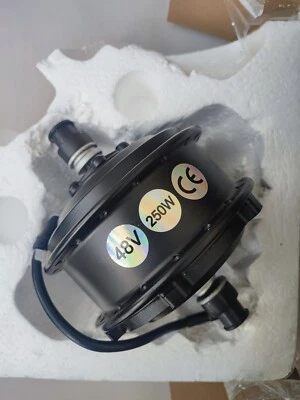 Moteur roue avant pour vélo électrique 48 Volts 250W moyeu cassette - Photo 1/4