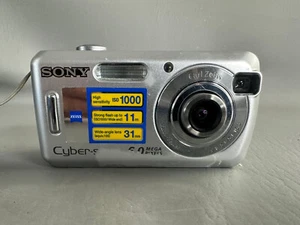 Sony Cyber-shot DSC-S600 6.0MP Digitalkamera - Silber reparaturbedürftig - Bild 1 von 9