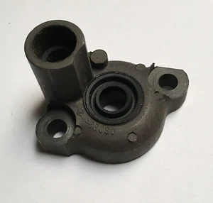 Mercury water pump cover 30593A1 - 3.9hp (39) / 4hp (40) / 6hp (60) / 10hp (110) - Picture 1 of 2