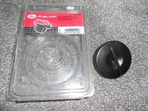 AUDI-AUSTIN-BMW-FORD-MG(BRITISH LEYLAND)-ROVER-SEAT-VW,NON LOCKING FUEL CAP - Picture 1 of 4
