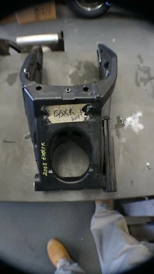 Brazo basculante trasero Suzuki GSXR1000 2007-2008 - USADO Foto 1 de 4