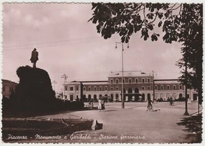 PIACENZA - MONUMENTO A GARIBALDI - STAZIONE FERROVIARIA 1948 - Picture 1 of 1