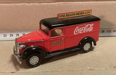 Miniature Coca-Cola - Matchbox 1937 GMC Van - Photo 1/4