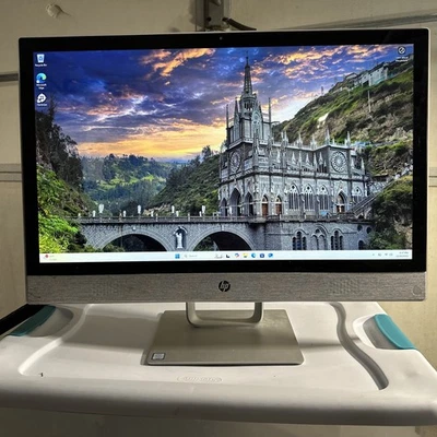 Computadora de escritorio HP Pavilion todo en uno 24” r014 Intel I5-7400T 12 GB RAM 2 TB SSD táctil Foto 1 de 4