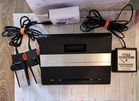 Clean Atari 7800 Console w/2 Proline Controllers, 3 games, RF Cord, & New Plug.
