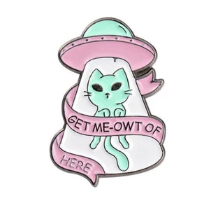 GET ME-OWT OF HERE, Cat Enamel Pin, Halloween UFO, RETIRED DESIGN - Picture 1 of 1