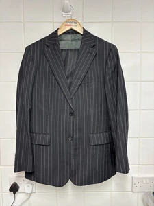 French Connection Men's Suit , Chest 38 , Waist 32 Length Short , Pin Stripe - Picture 1 of 9