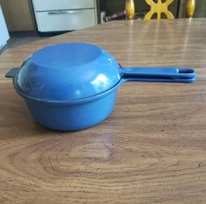 Vintage Le Creuset #18 Cast Iron Cousances Enamel Pot & Skillet Lid Blue 1 Qt - Picture 1 of 15