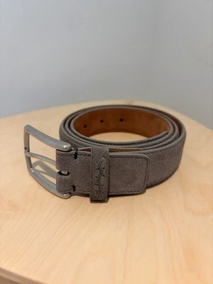 Cinturón de gamuza gris ZEGNA - cuero de triple puntada (36/95) precio de venta sugerido por el fabricante 650 USD Foto 1 de 4