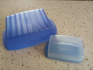 TUPPERWARE SCHLEMMERWELLE SET CONTENITORE TORTA PANE FORMAGGIO BOX BLU - Foto 1 di 10