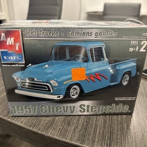 1:25 AMT Ertl 1957 Chevy Stepside Truck Model Kit 6309 sealed - Bild 1 von 5