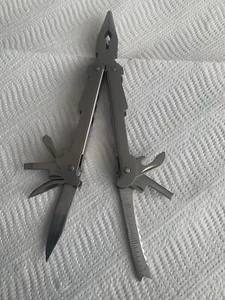 Multitool Zange Messer Taschenmesser Multifunktion Werkzeug Edelstahl - Bild 1 von 2