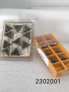 TPGH 322 C25 New Lot of 17 Circle Machine Tungsten Carbide Inserts - Picture 1 of 9