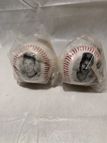 2 Vintage Don Mattingly, David Cone 1996 Burger King New York Yankees Baseball Cover