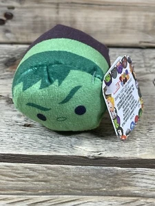 Peluche Marvel Incredible Hulk 3" Tsum Tsum 2022 verde mini cuscino imbottito Disney - Foto 1 di 13