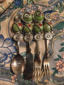 Set Of 4 Stainless Steel Hand Crafted Decorated Condiment Utensils Olive Fork - Bild 1 von 4