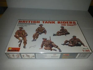 1:35th Scale British Tank Riders Model Kit By MiniArt Sealed - Picture 1 of 4