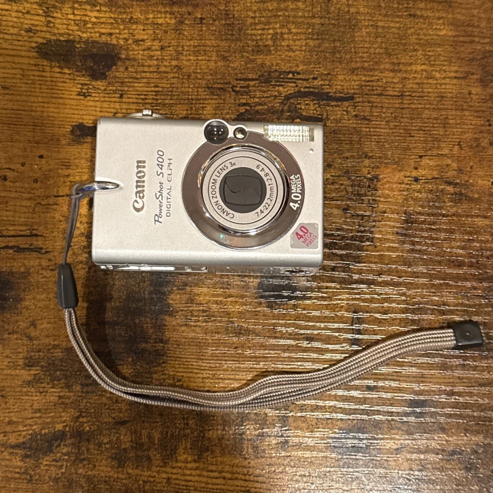 Canon PowerShot Digital ELPH S400 / Digital IXUS 400 4.0MP Camera/Bat Untested. - Image 1 of 4