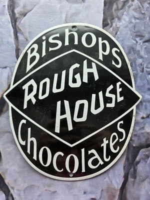 LETRERO DE PORCELANA DE CASA ÁSPERA CHOCOLATES DE OBISPOS DE COLECCIÓN 10"X8,5" Foto 1 de 4