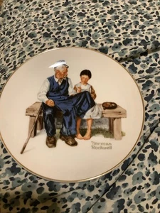Juego de plato y taza Norman Rockwell. - Imagen 1 de 4