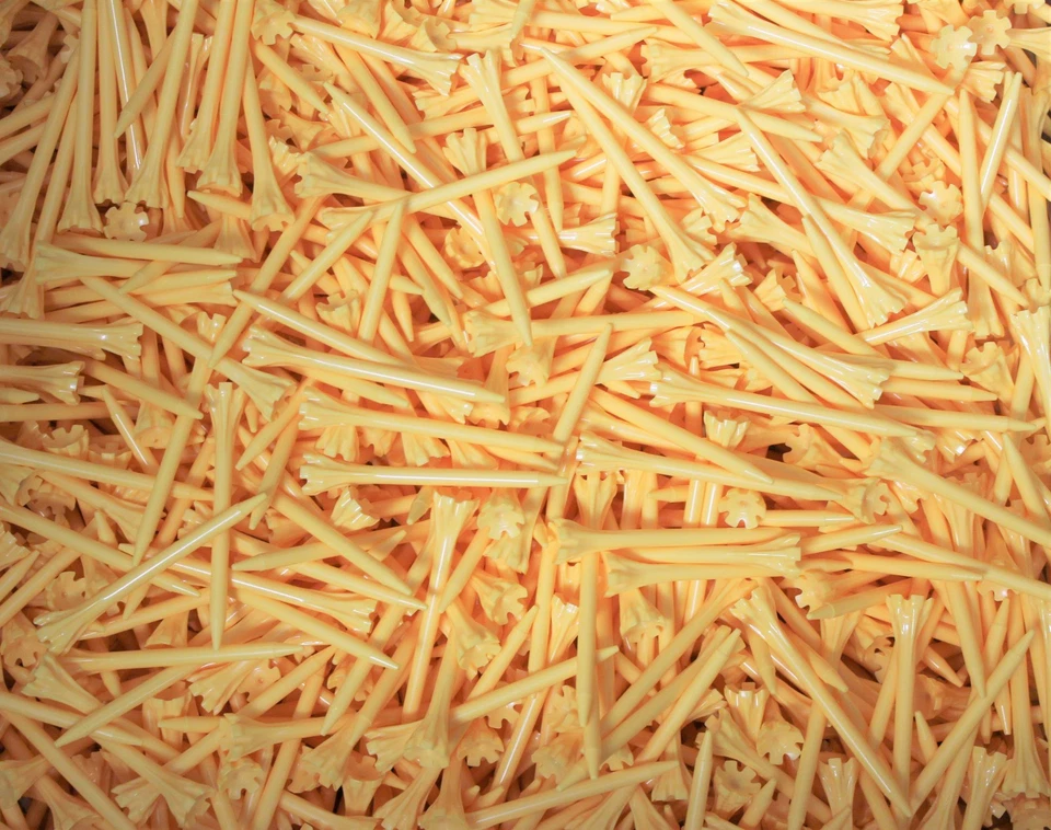 New Champ Zarma Fly 2 3/4" Plastic Golf Tees - Yellow - 100 Tees in Bulk - Image 1 of 1