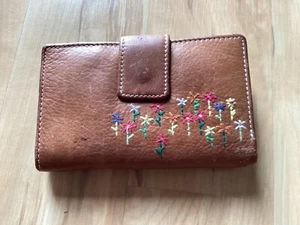 Leather VTG Ladies Embroidered Zipper Coin Trifold Snap Small Wallet - Picture 1 of 15