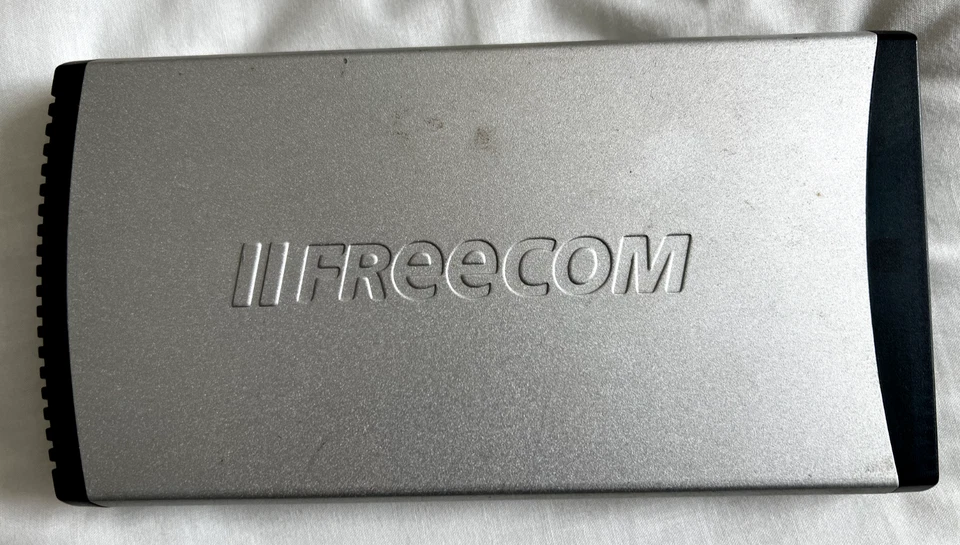FREECOM  MAC & PC HARD DRIVE 160 GB STORAGE DEVICE  - CLASSIC SL - VGC - Image 1 of 4