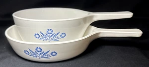 Cacerola azul aciano Corning Ware 1,5 PT (P-82-B) y sartén de 6,5" (P-83-B) - Imagen 1 de 15