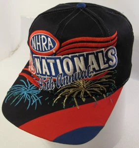 Gorra de los Nacionales de la NHRA para Hombres Negra 45ª Anual Bordada Fuegos Artificiales Gráfico Logo Gorra - Imagen 1 de 9