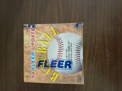 1994 FLEER UPDATE SEALED FACTORY SET 210 CARDS + 10 CARD INSERT SET - Image 1 of 3