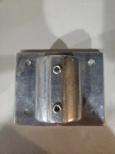 Hollaender 1-1/2" Pipe Wall-Mount Flange, Aluminum Alloy Rail Fitting - Picture 1 of 1