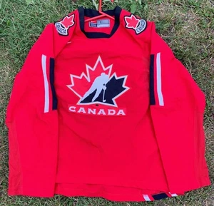 Nike Team Canada Herren Eishockey Trikot Gr. L rot genäht Eishockey Shirt - Bild 1 von 9