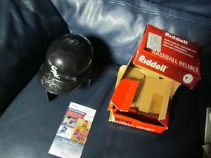 Harold Baines Signed Riddell Mini Helmet JSA Certified - Picture 1 of 7