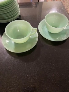 Vintage Fire King &/or Jane Ray Jadeite Set of 3 Alice" cups & ribbed saucers - Picture 1 of 7