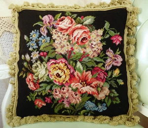 17.5" Stunning Full Floral Roses Lily Daisy Handmade Needlepoint Pillow - Picture 1 of 4