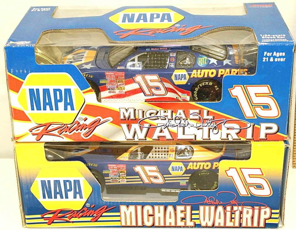 2 Action NAPA Racing Michael Waltrip #15 NASCAR 1:24 LE acero prensado Foto 1 de 1