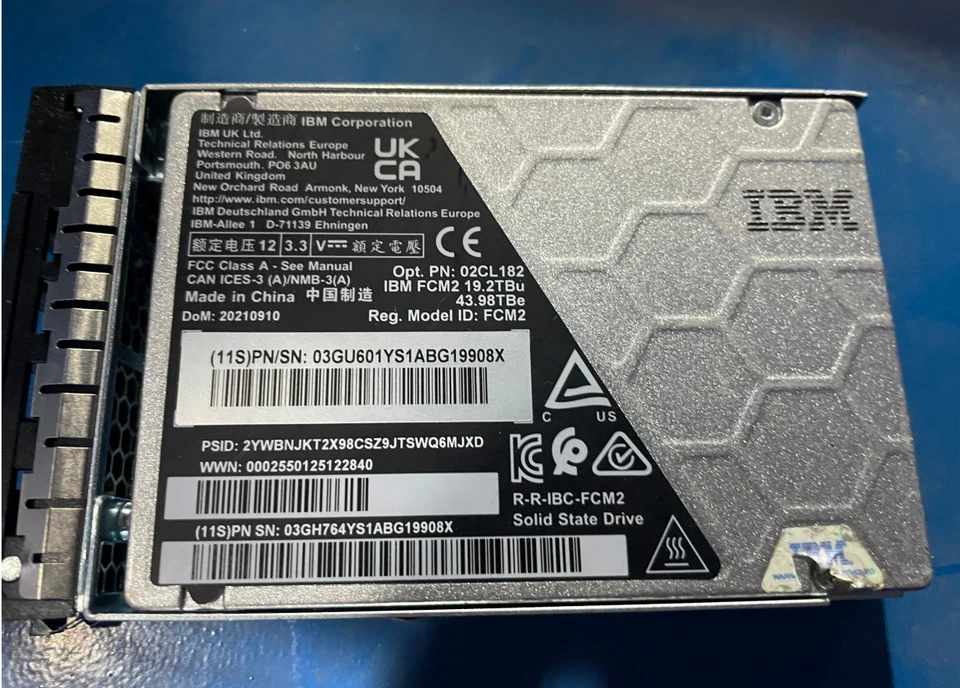 02CL182 IBM 19.2TB TLC PCI Express 3.0 x4 NVMe U.2 2.5"inch Internal SSD (FCM) - Image 1 of 1