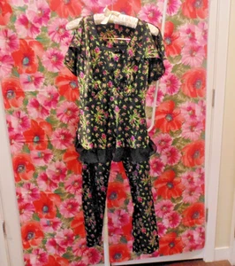 Betsey Johnson Intim schwarz Rose Blumen Nachtwäsche Top Hose 2-teiliges Set-Größe S - Bild 1 von 11