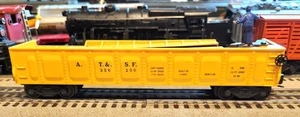 LIONEL 3562-50 A.T. & S.F. OPERATING BARREL CAR IN OB IN GOOD CONDITION. - Picture 1 of 10