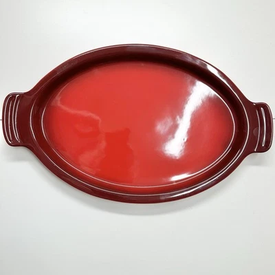 Le Creuset Large Oval Solid Red Platter With Handles 16x9 - Image 1 of 4