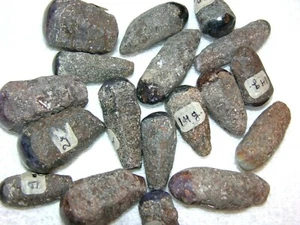 Stern Rubin Kristall Stab poliertes Ende (2) Kristalle pro Gewinner 1-1,5 Zoll lang - Bild 1 von 8