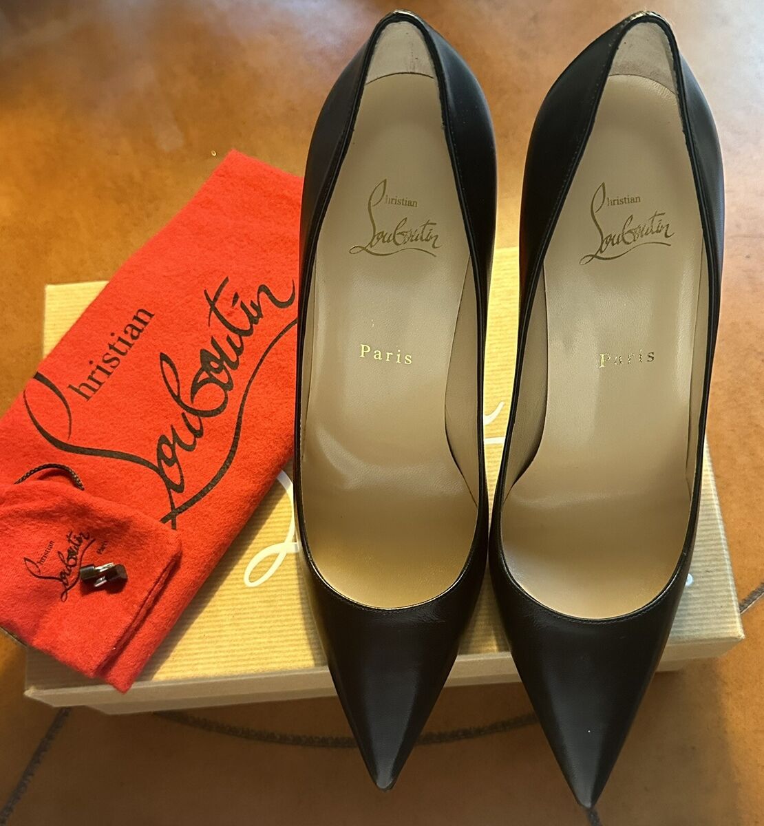 Christian Louboutin Decollete Leather Upper Heels for Women Christian Louboutin Decollete Leather Upper Heels for Women