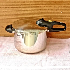 Zavor Duo ZCWDUO3 8.4 Qt. Pressure Cooker + accessories, manual, Quick Start Gde - Picture 1 of 11