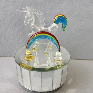 Vintage Simson Kunst Glas Einhorn Spieluhr verspiegelt Ständer über dem Regenbogen - Bild 1 von 15