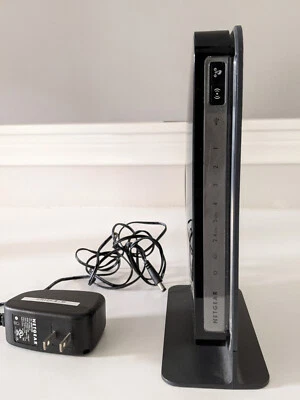 NETGEAR N750 WiFi 300+450Mbps Dual Band Gigabit Router (WNDR4000) - Image 1 of 2