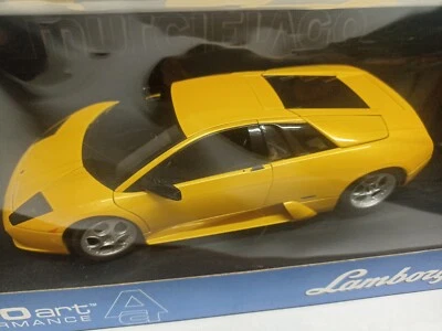 Autoart Lamborghini Murcielago Metallic Yellow 74511 Diecast Scala 1/18-Y1-B17 - Immagine 1 di 4
