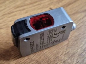 Keyence LR-ZB100CP Laser Distance Sensor – Used - Picture 1 of 5