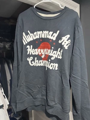 Roots Of Fight, Muhammad Ali Crew Neck Sweatshirt Bloodlines 66 Size Men’s L - Image 1 of 4